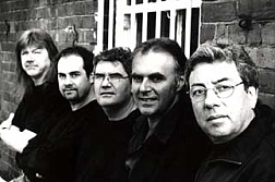 Bildquelle/Source: http://www.undercover.com.au/pics/10cc2003b.jpg