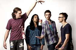 Bildquelle/Source: http://userserve-ak.last.fm/serve/_/3921709/Yeasayer+can.jpg