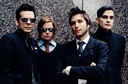 Bildquelle/Source: http://userserve-ak.last.fm/serve/_/320649/Interpol.jpg