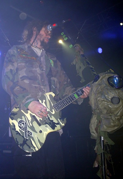 Review: Soulfly in Wien. britishrock nahm die Herren ins Gespräch  Soulfly