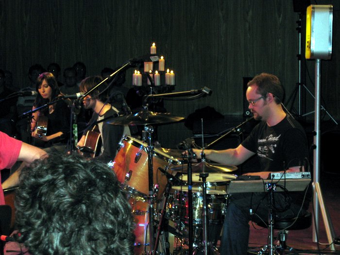 Review: Hotel “Das Triest” – “Garden Suite 3”. Ash im Interview.  