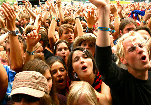 Review: Frequency Festival 2006 - From England With Love...  