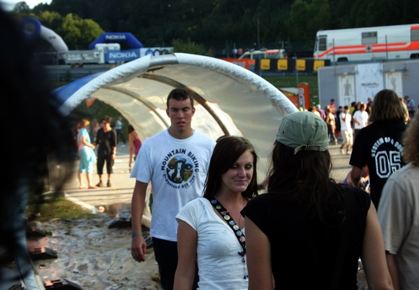 Review: Frequency Festival 2006 - From England With Love...  