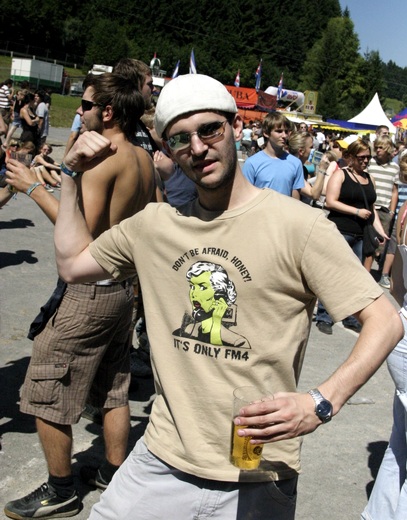 Review: Frequency Festival 2006 - From England With Love...  