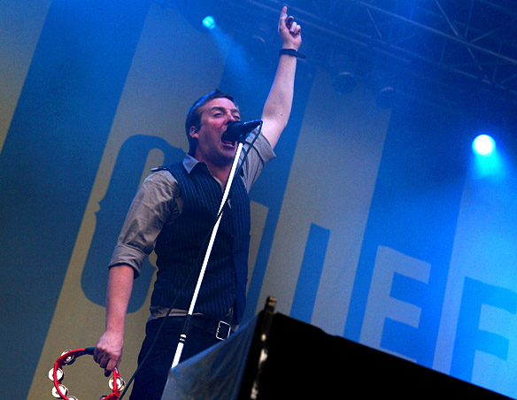 Review: Frequency Festival 2006 - From England With Love...  Kaiser Chiefs