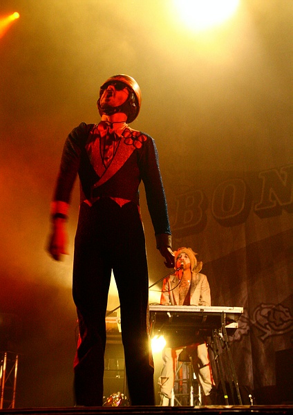 Review: So war es auf dem „Taubertal Festival 2012“  Bonaparte