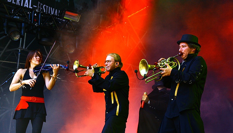 Review: So war es auf dem „Taubertal Festival 2012“  Russkaja