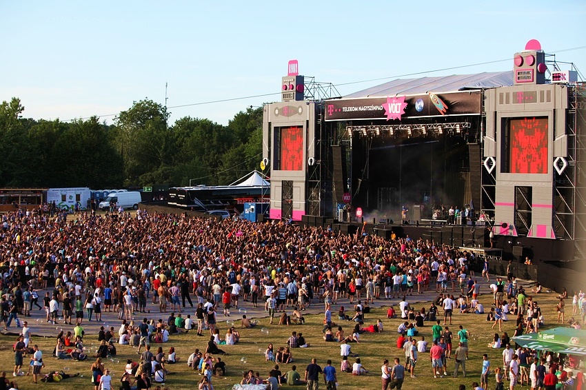 Review: 110.000 for VOLT FESTIVAL. Rock over Hungary!  