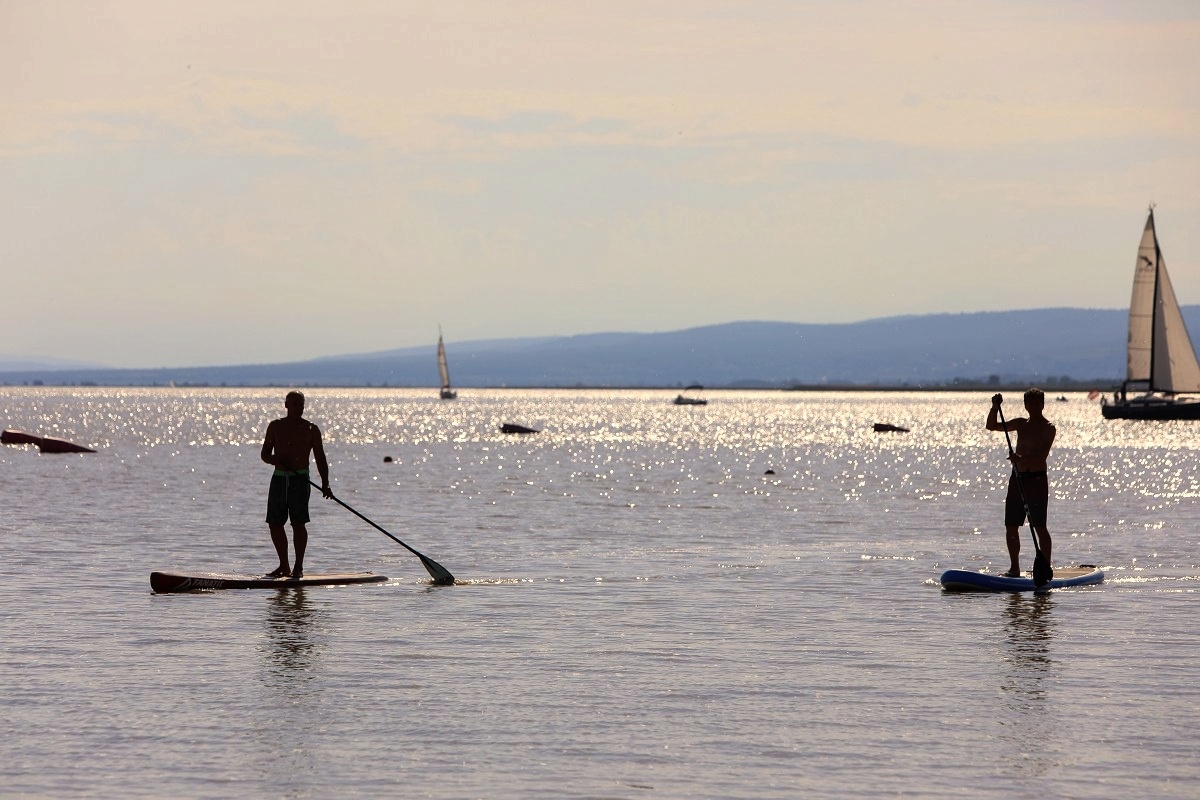 Review: Das war das Surfopening 2024 am Neusiedler See – noch ein letztes Mal Partyyy!  