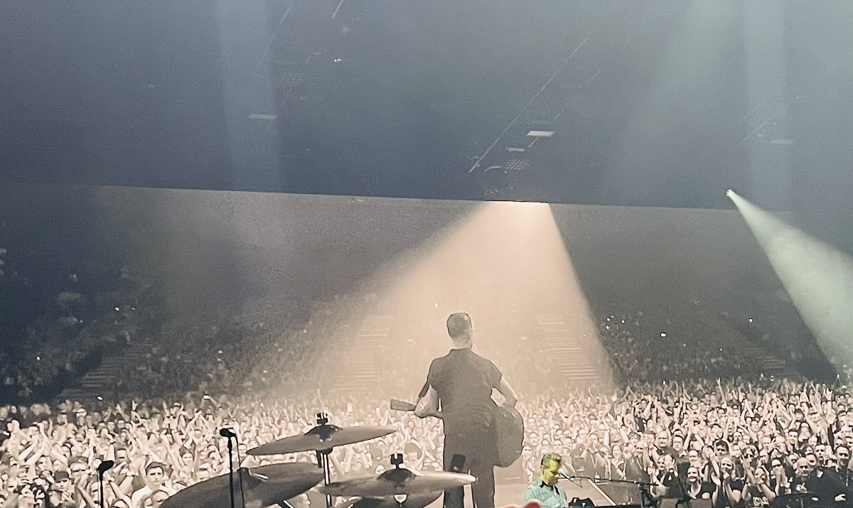 Review: Bryan Adams feierte ein Wiener Weihnachtsfest mit 11.000 Fans  