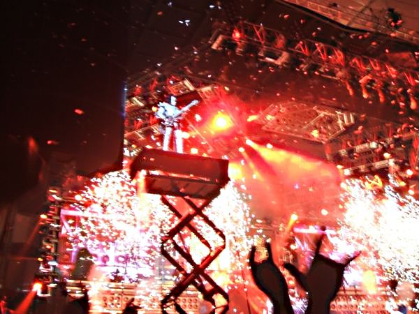 Review: PEOPLE!!! KISS live in Wien  