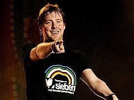Review: "Du tanzt mit mir, das Zelt wird nass" - das Frequency Festival 2007  Kaiser Chiefs