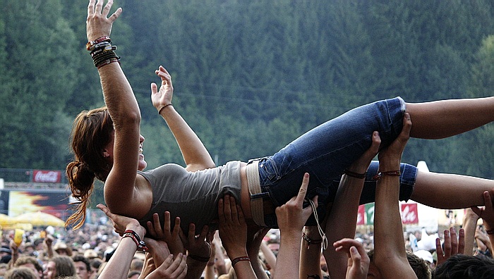 Review: "Du tanzt mit mir, das Zelt wird nass" - das Frequency Festival 2007  
