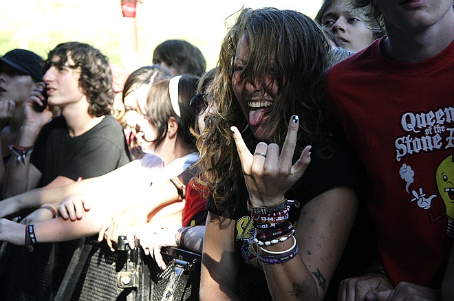 Review: "Du tanzt mit mir, das Zelt wird nass" - das Frequency Festival 2007  