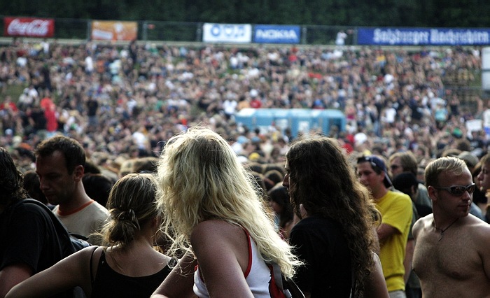 Review: "Du tanzt mit mir, das Zelt wird nass" - das Frequency Festival 2007  