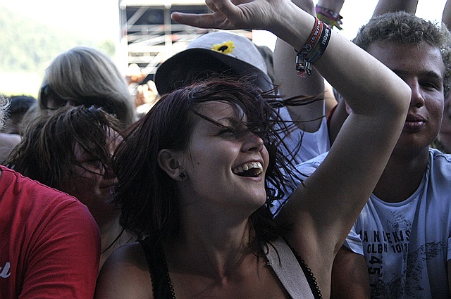 Review: "Du tanzt mit mir, das Zelt wird nass" - das Frequency Festival 2007  