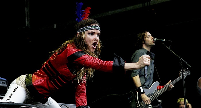 Review: "Du tanzt mit mir, das Zelt wird nass" - das Frequency Festival 2007  Juliette Lewis