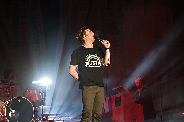 Review: "Du tanzt mit mir, das Zelt wird nass" - das Frequency Festival 2007  Kaiser Chiefs