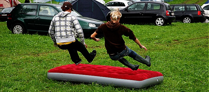 Review: "Du tanzt mit mir, das Zelt wird nass" - das Frequency Festival 2007  