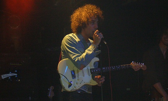 Review: I am a little bit boring…I am sorry!  Albert Hammond Jr. auf Solopfaden…  