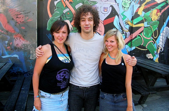 Review: I am a little bit boring…I am sorry!  Albert Hammond Jr. auf Solopfaden…  Albert Hammond Jr.