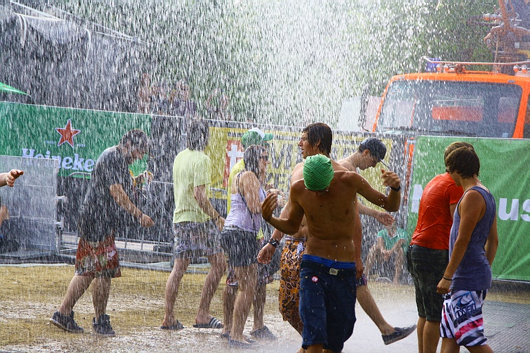 Review: SONNENROT FESTIVAL 2010  