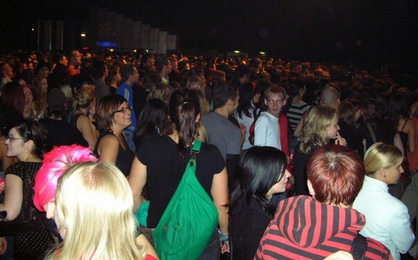 Review: Viva Las Vegas! Panic! At The Disco im Interview  